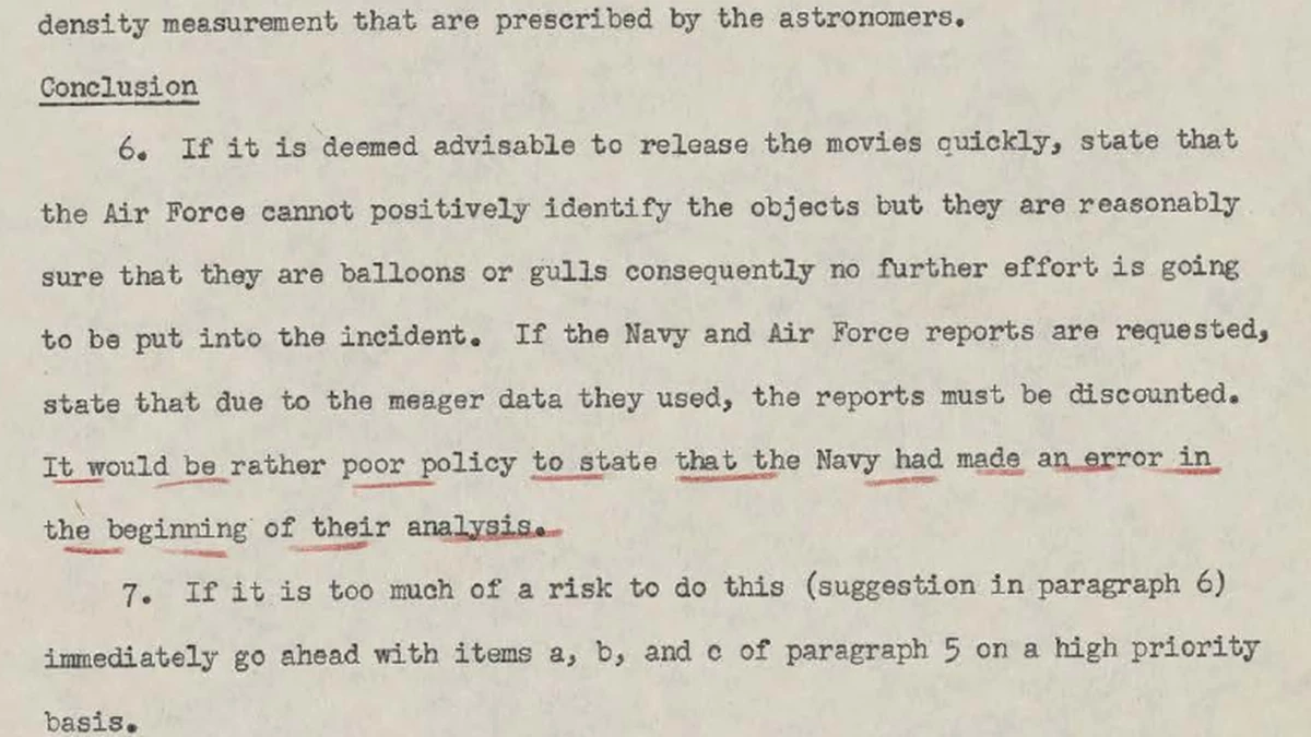 Typed 1953 Air Force memorandum page reading that the Air Force is reasonably sure the objects are balloons or gulls and that the reports must be discounted, with the sentence about the Navy's error underlined in red